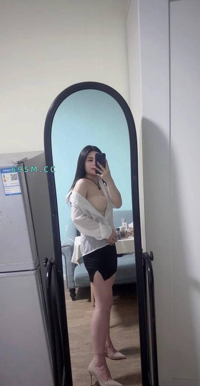 喷水骚妹超满足
