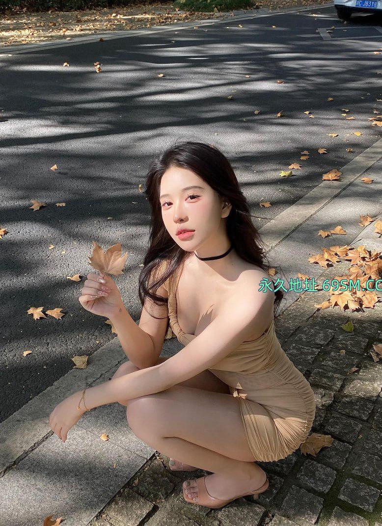 御姐逼肥水多