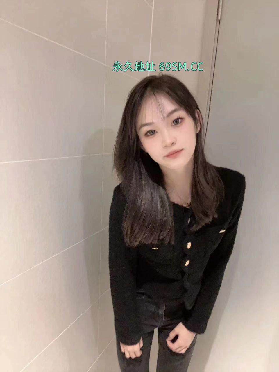 新鲜甜美学院妹妹