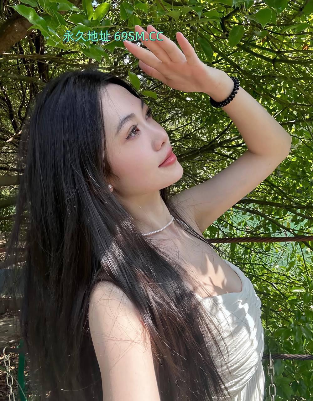 清纯动人小九
