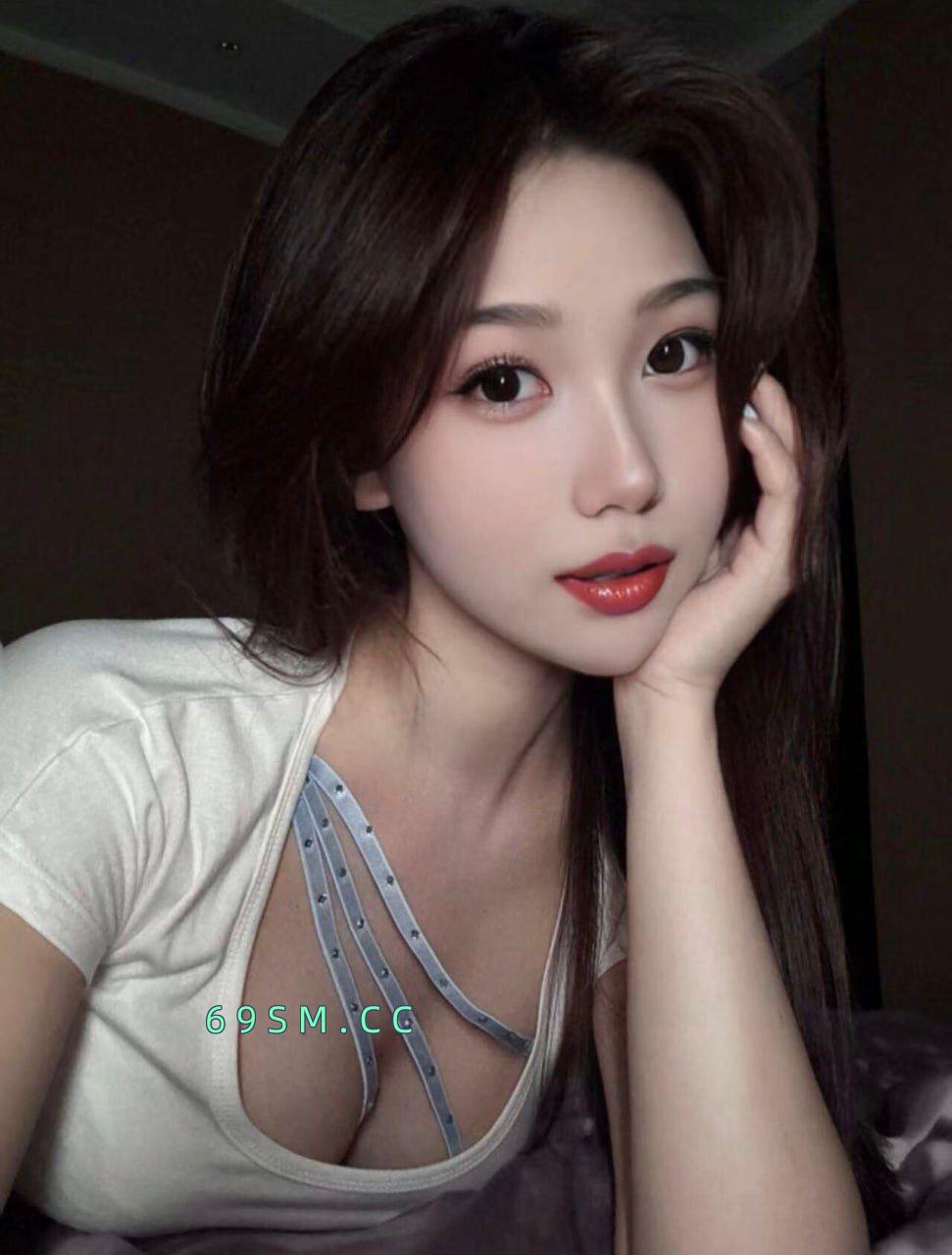 粉嫩多汁妖娆甜妹