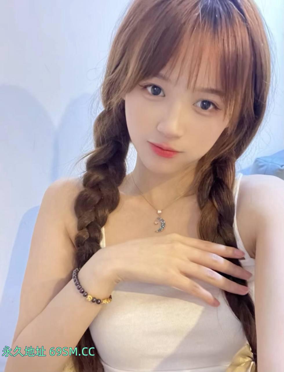 青青小姑娘