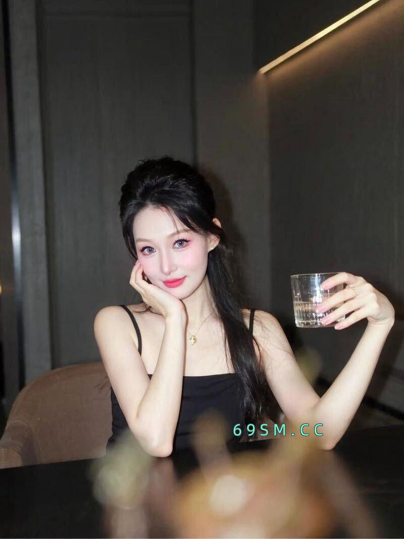一线天御姐型