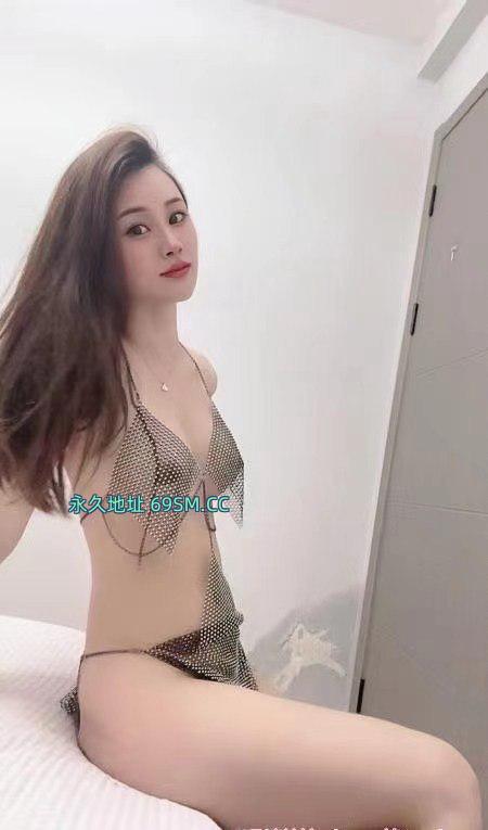 大奶少妇逼很会夹