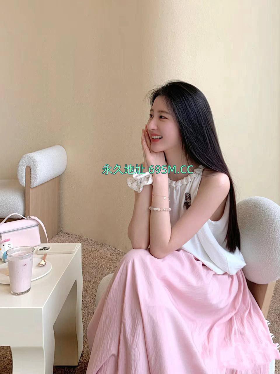 00后小桃子