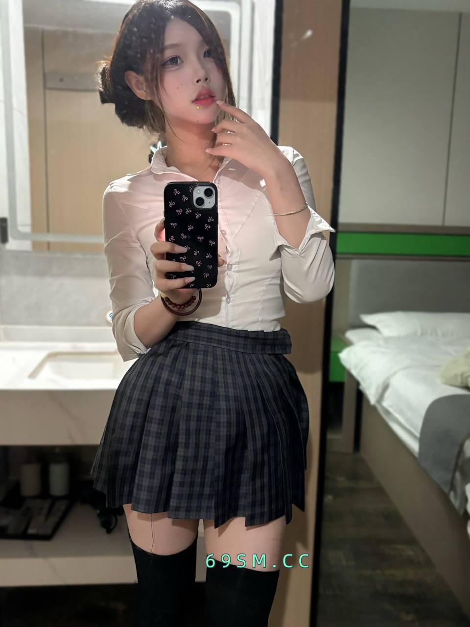 兴致勃勃JK妹