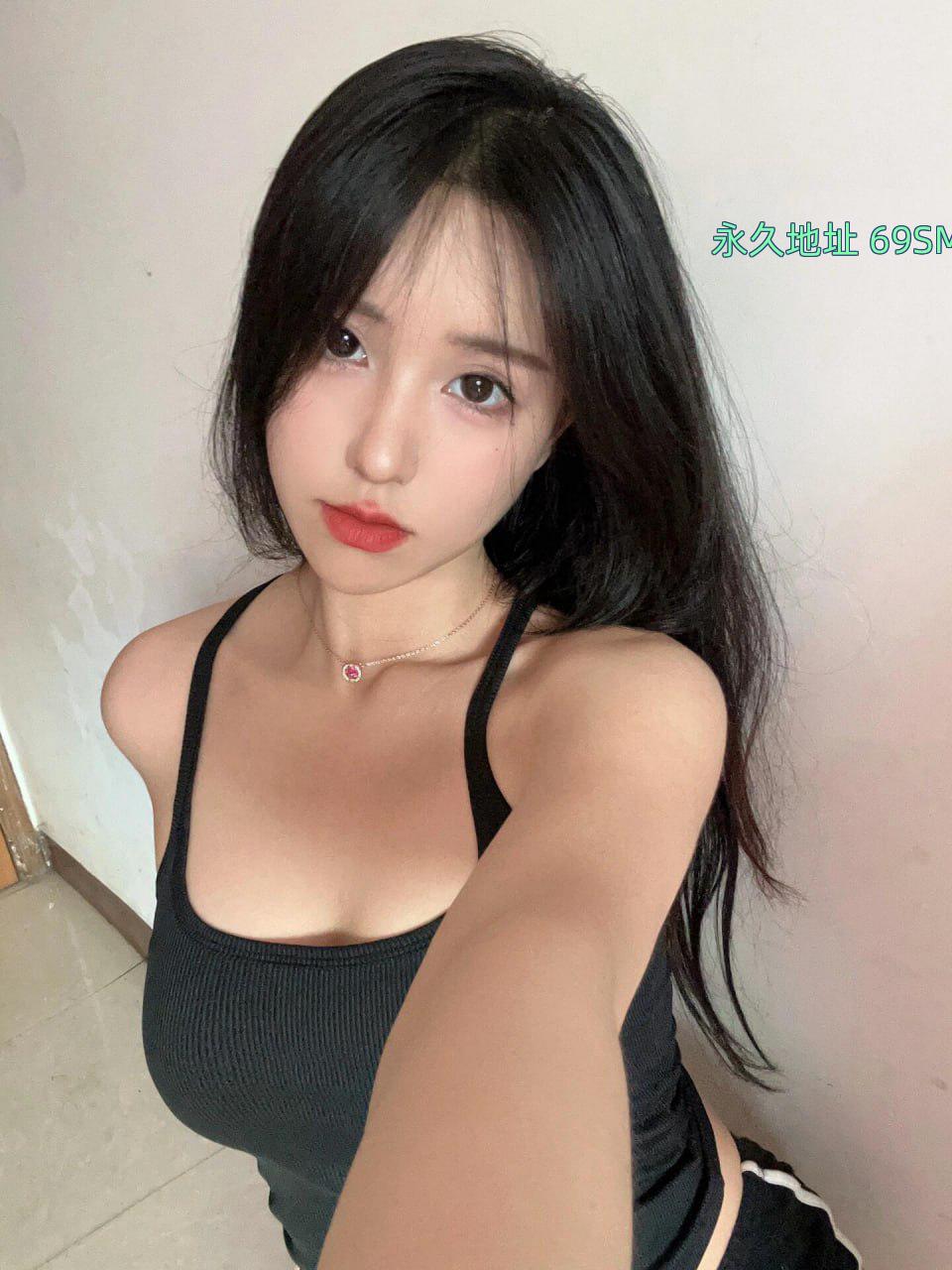 屁股挺大的