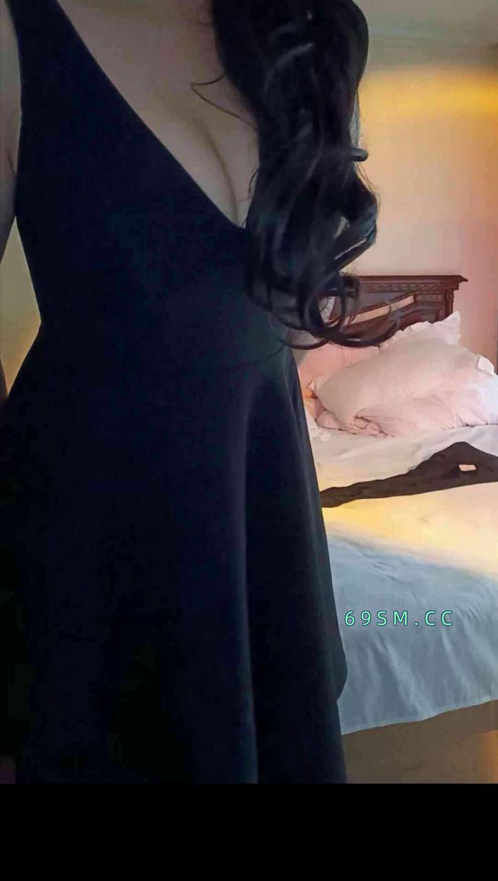 服务系大胸骚女