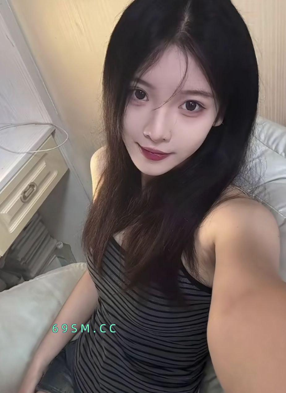 真实小嫩妹