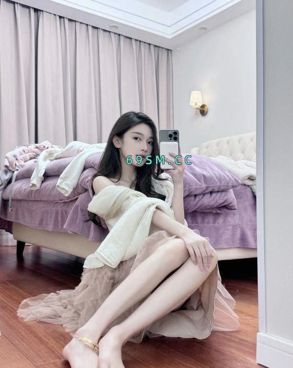 高挑完美身材