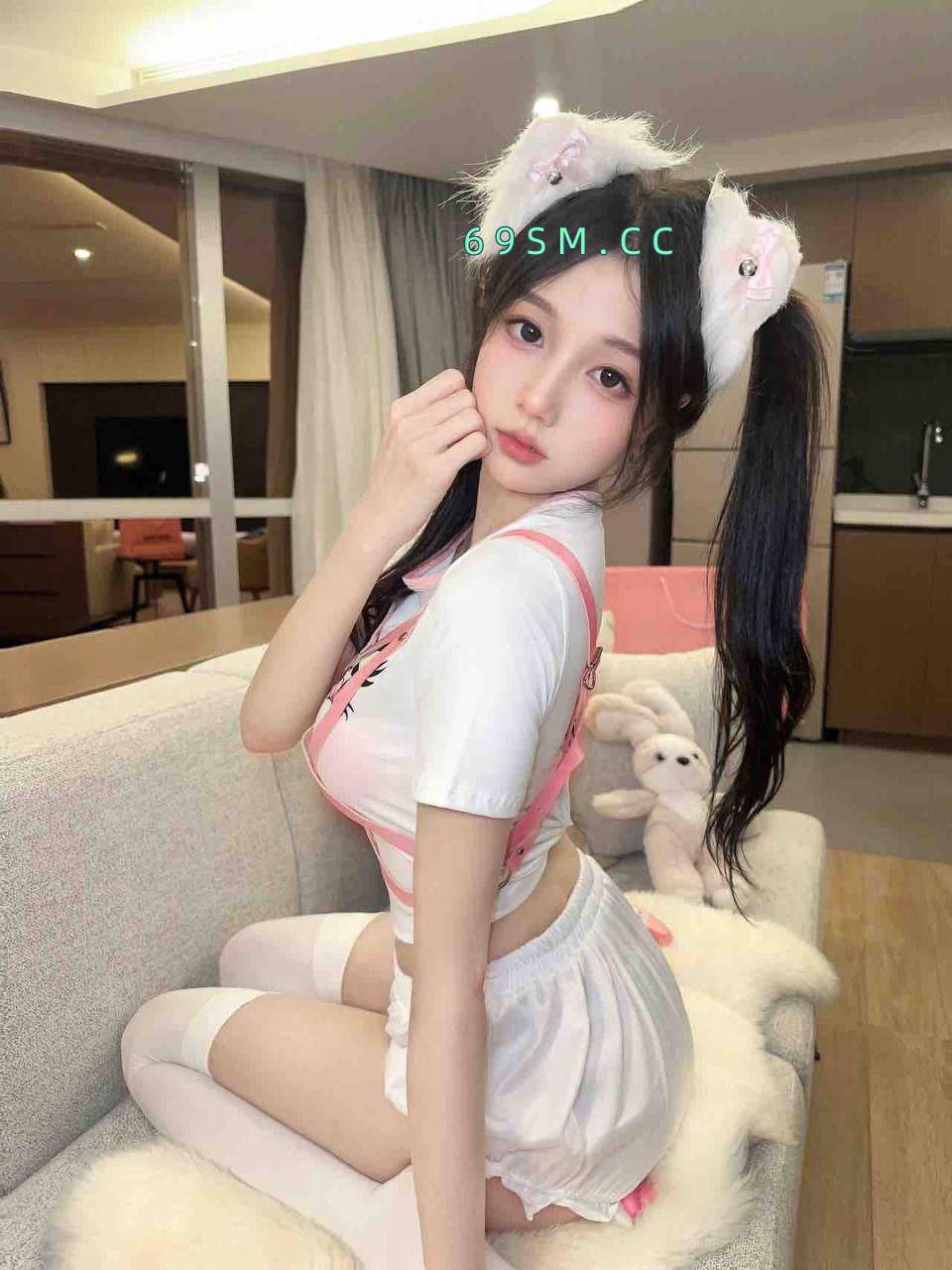 推车后入佳佳
