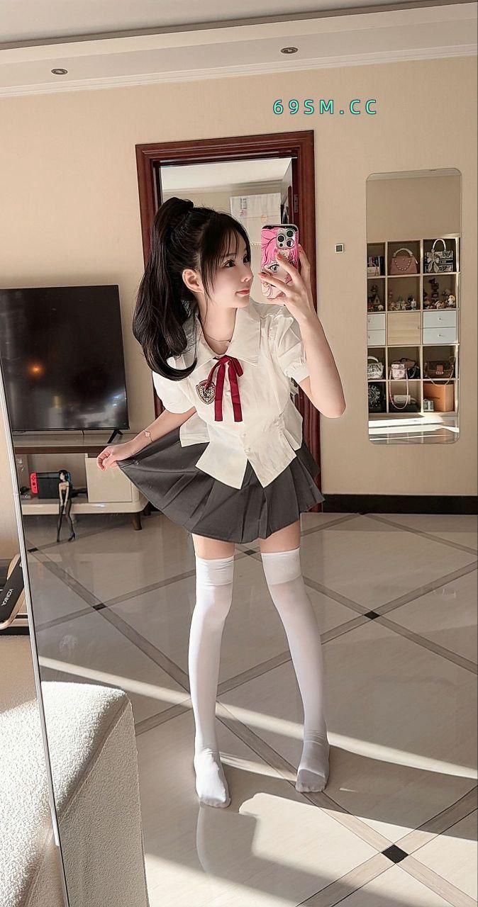 气质妙龄女孩儿