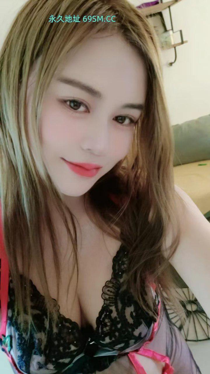 巨乳风骚韵味良家少妇