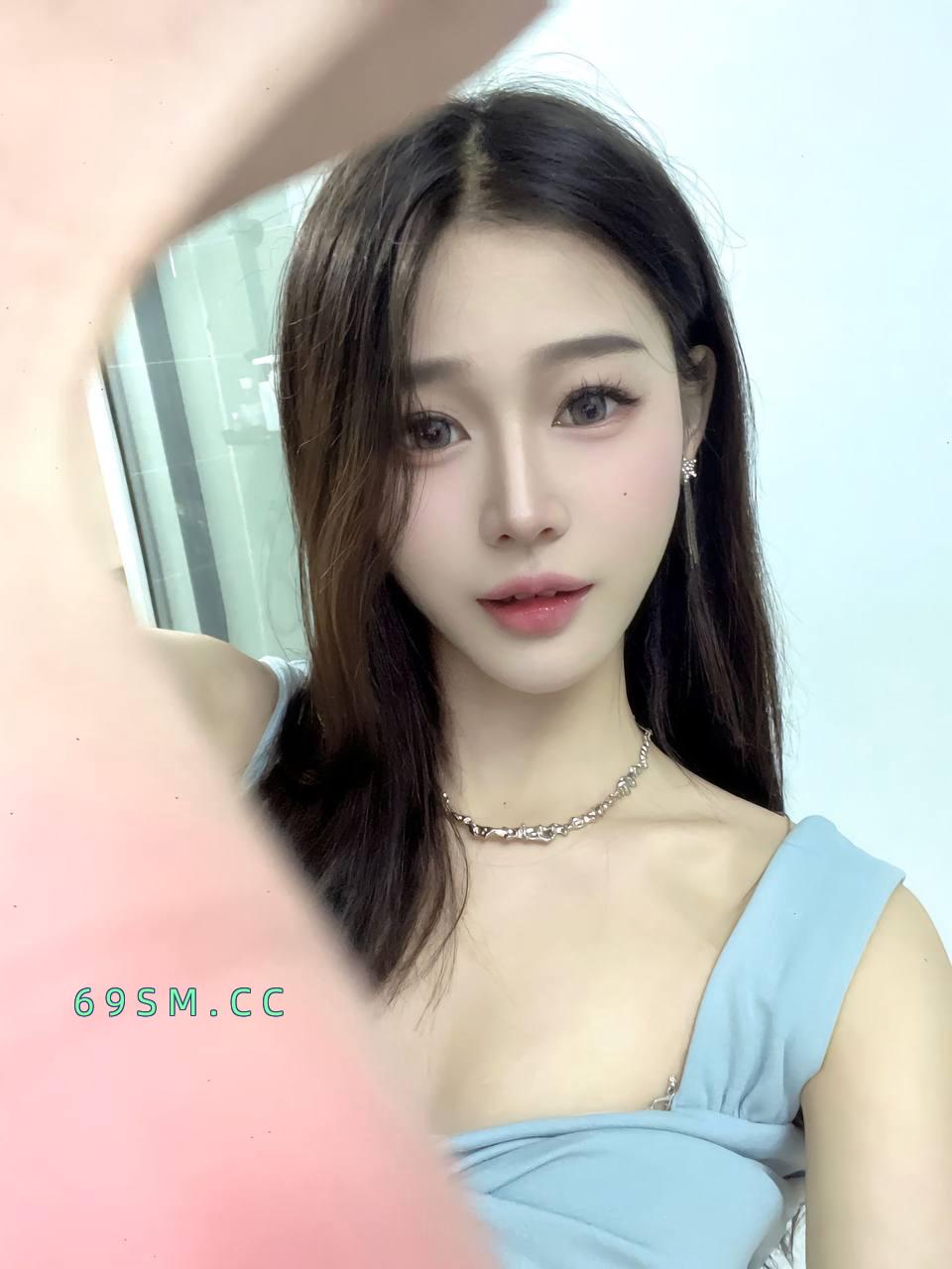 饱满少妇刚下海