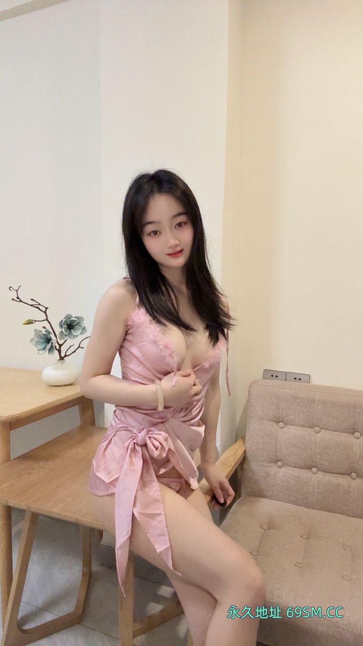 眼镜妹B紧水润