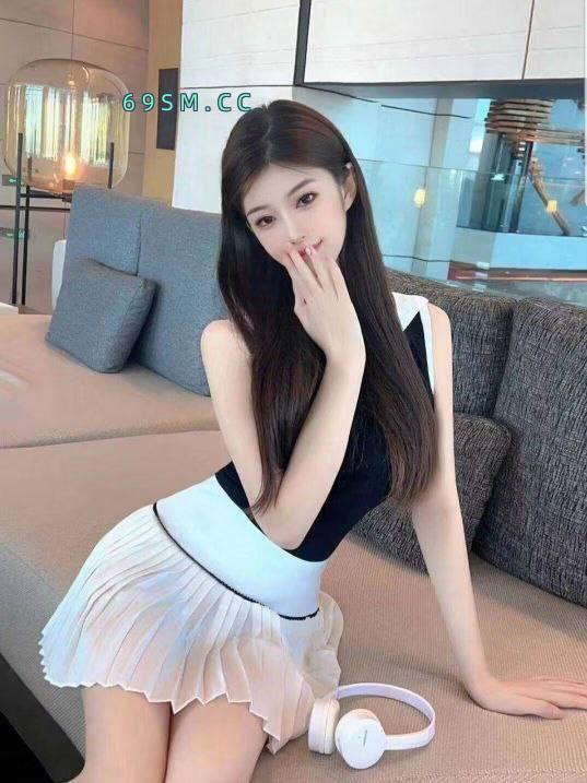 水娃娃琴儿