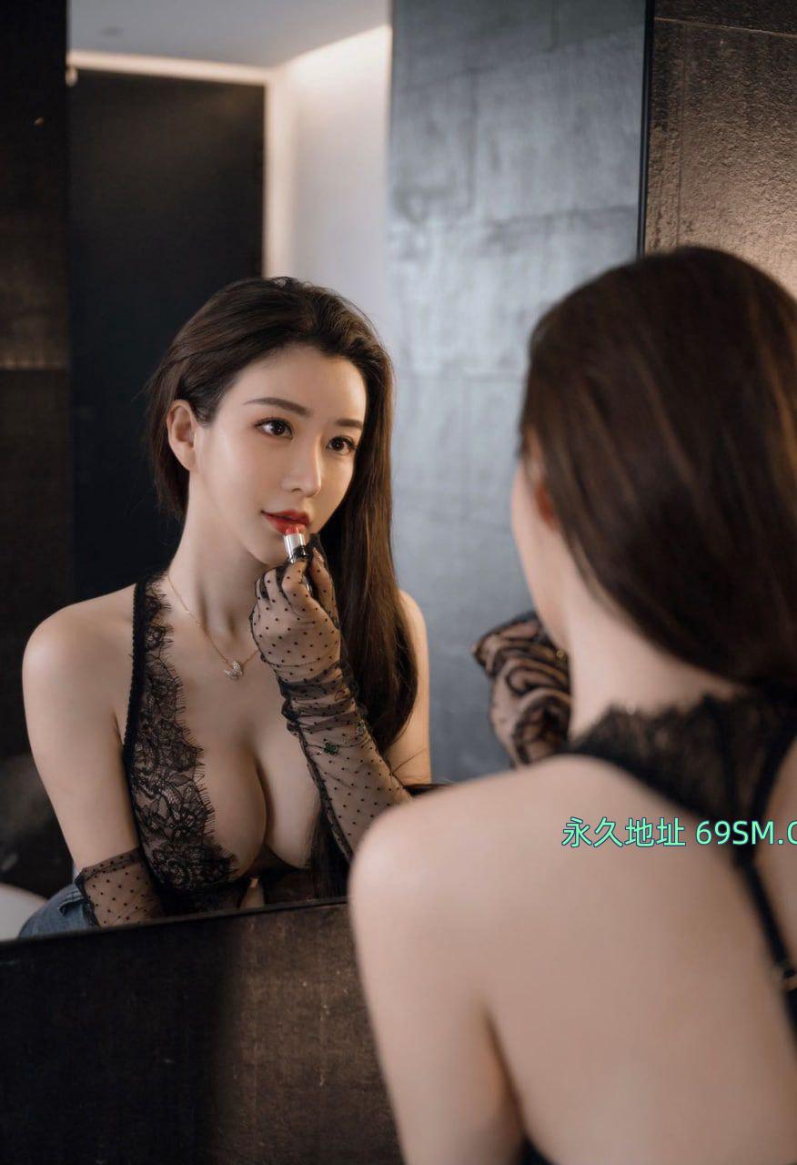 温婉妙龄女人