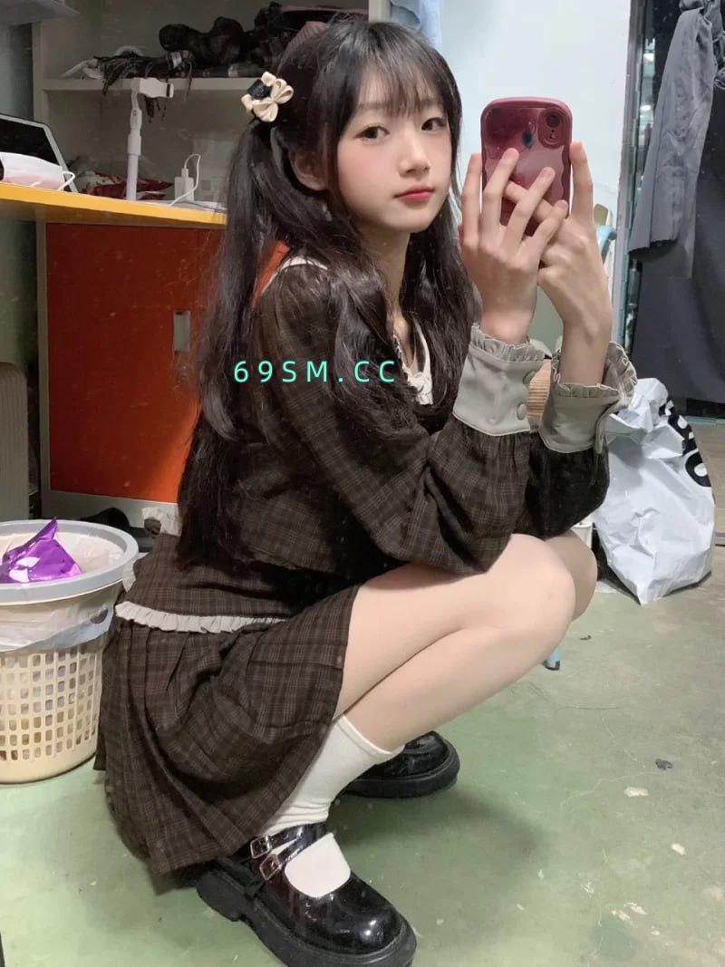 白虎双马尾