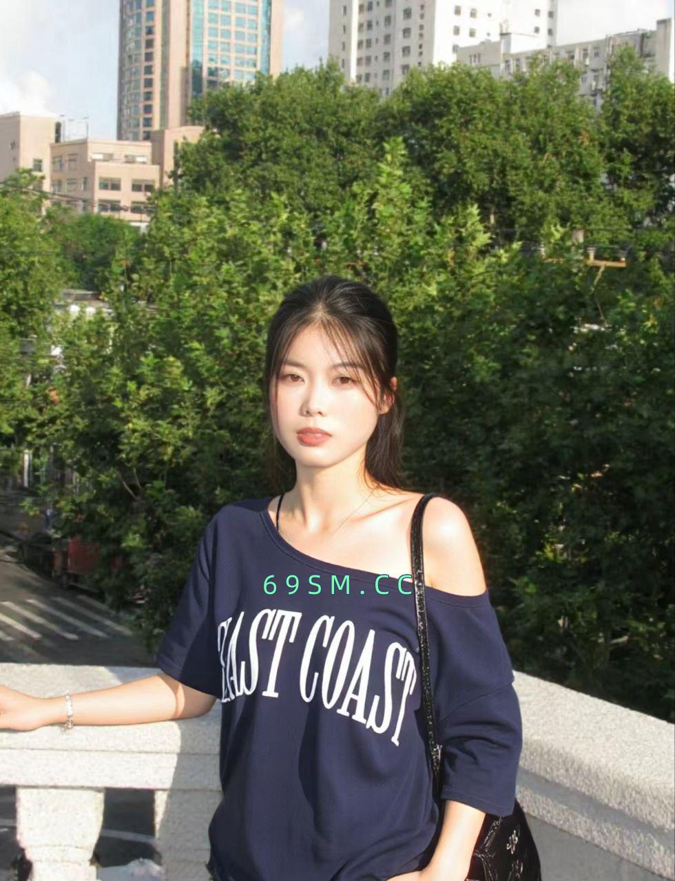 情人感少妇