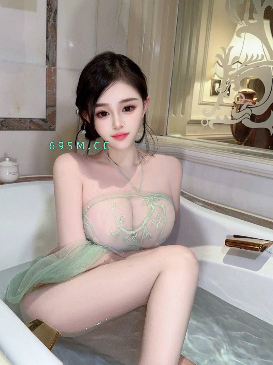D罩杯纯情妹子