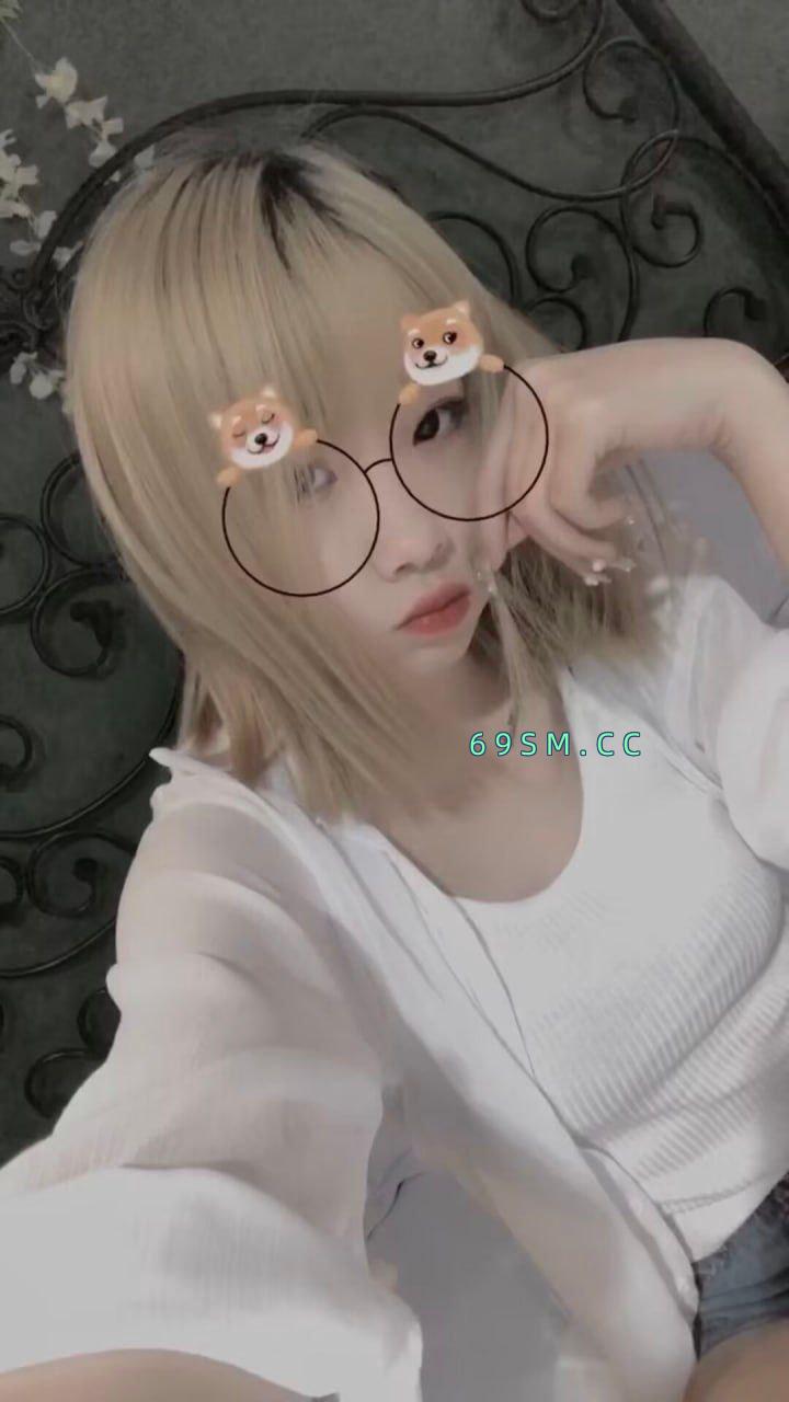 毕业学生妹贼嫩