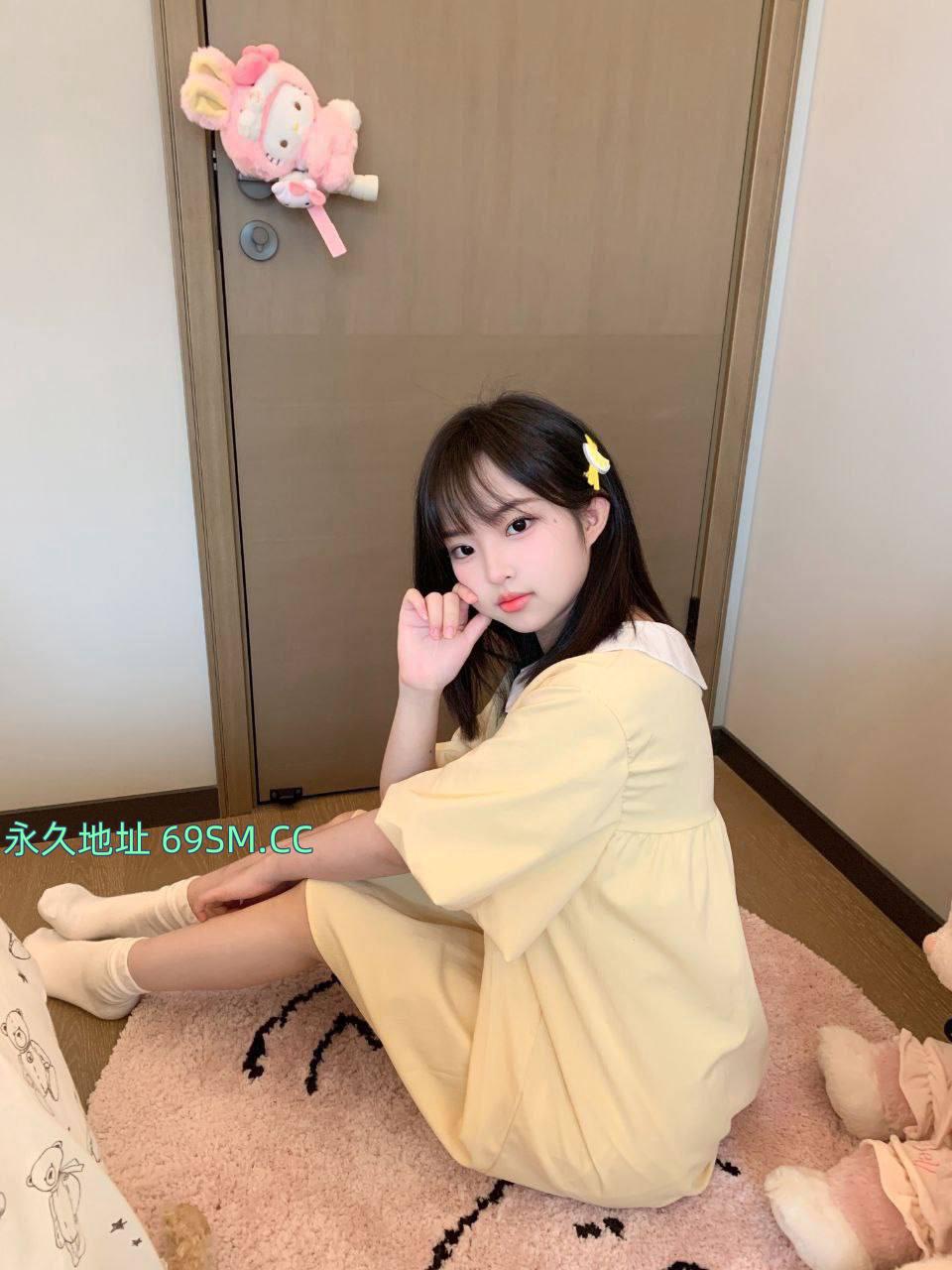 反差白虎B学生妹