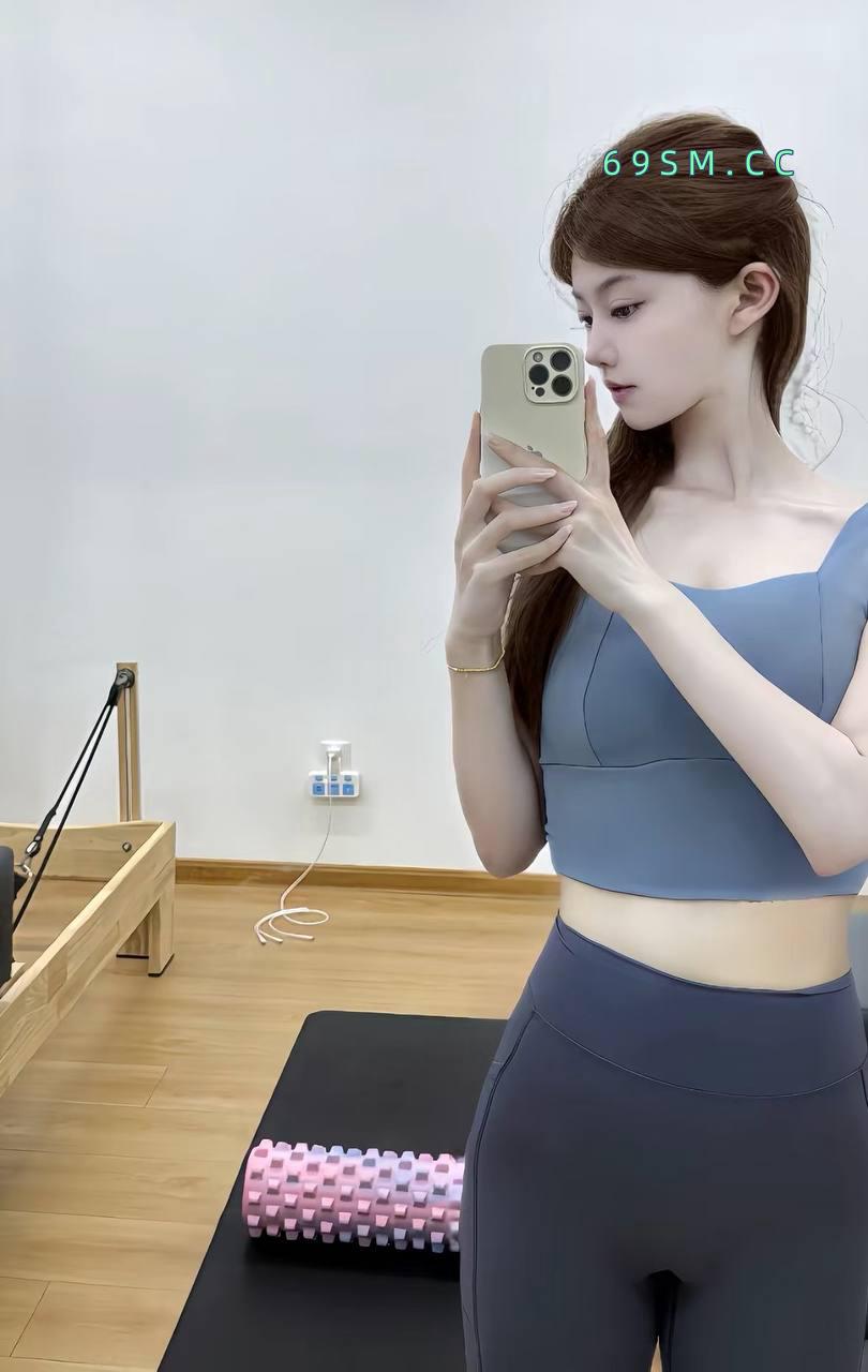 白虎馒头逼瑜伽裤