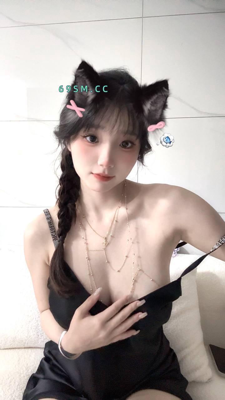很湿夹得紧