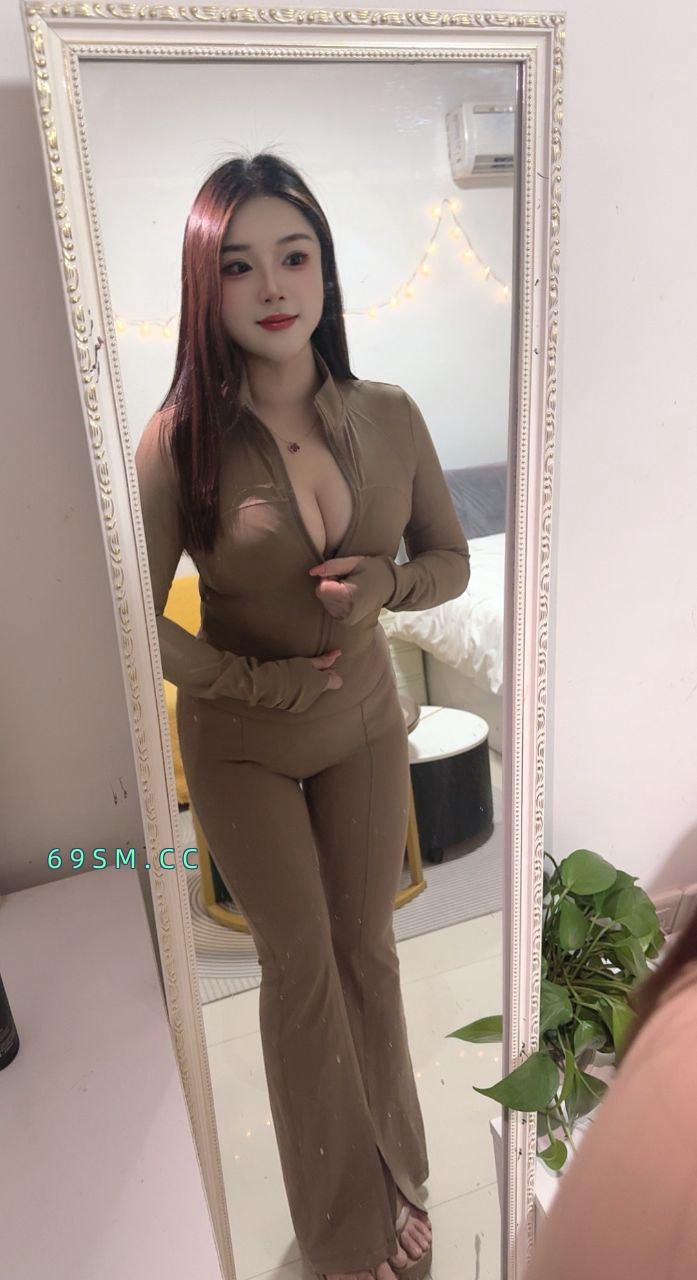 邻家大乳美女