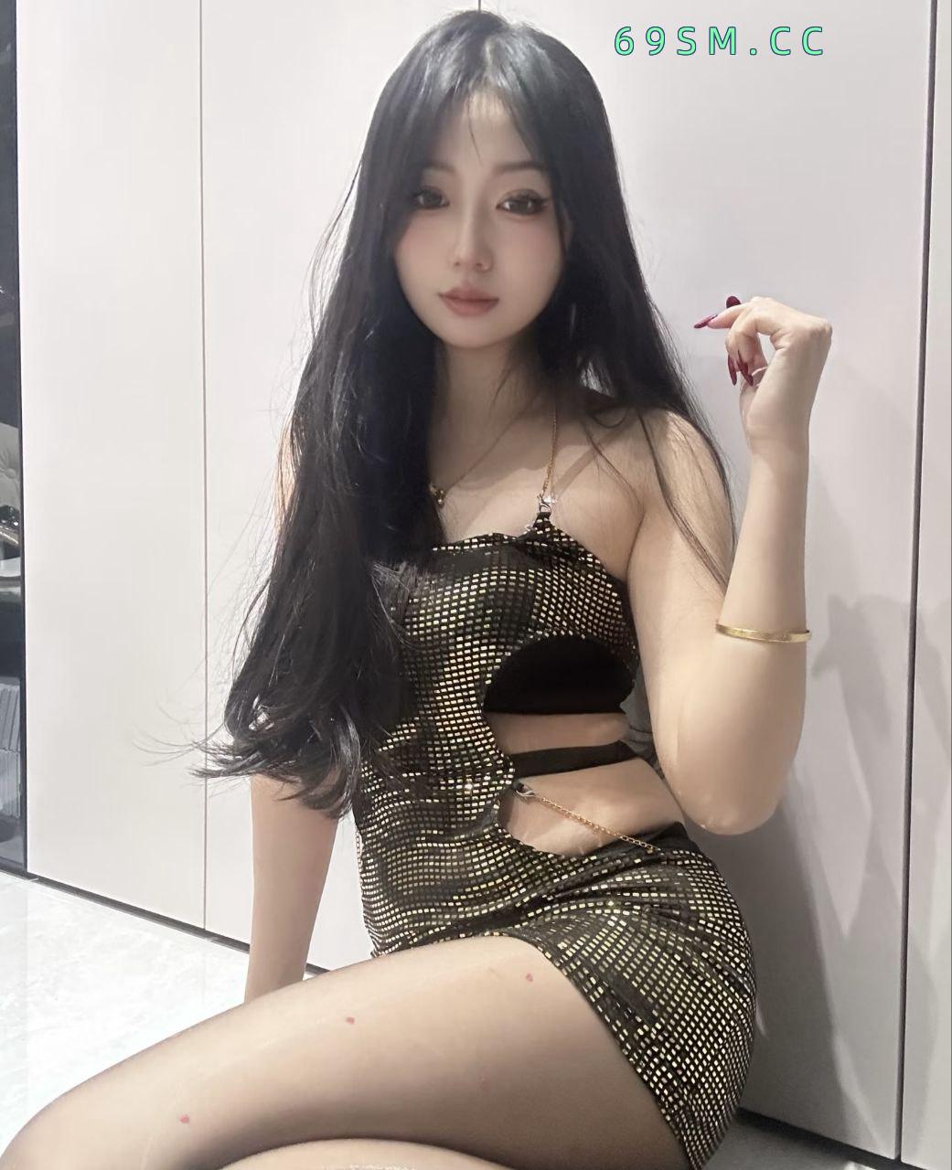 大胸美乳兼职嫩妹