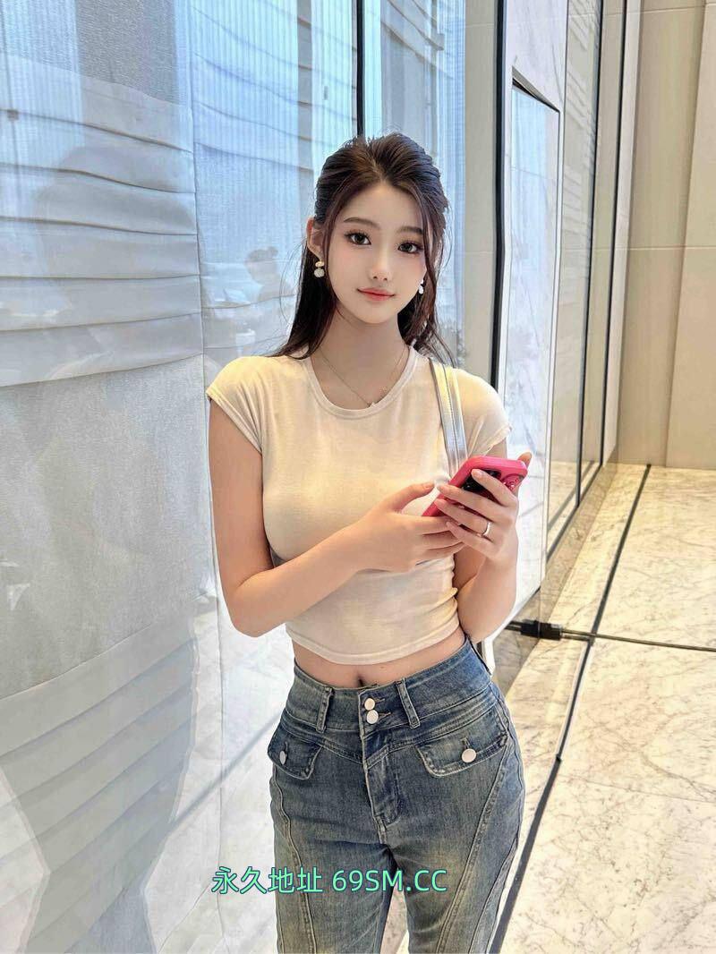 成熟娇羞小妹