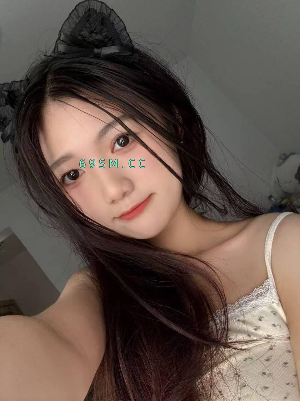 颜值一流小鲜肉