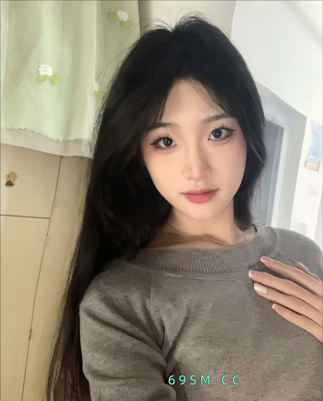 清纯可人大学生