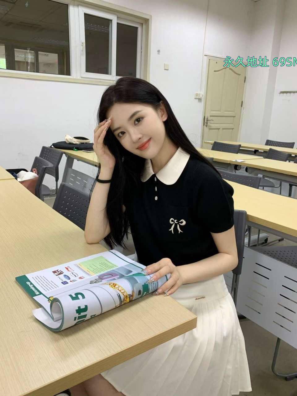 女友系老师