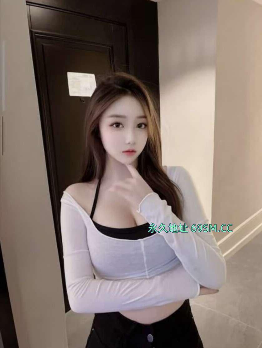 丰满型妹子