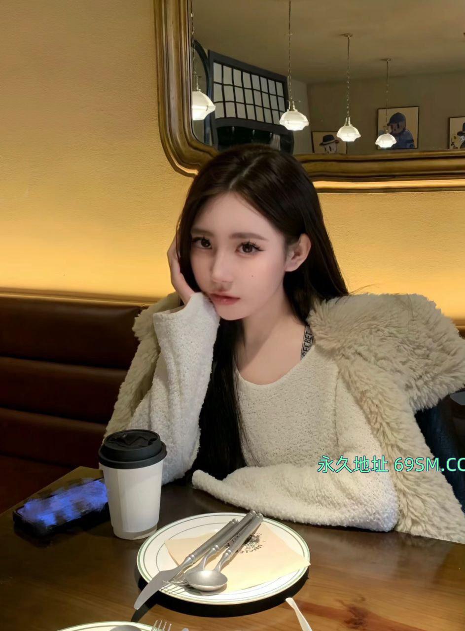 瑜伽人妻喷泉