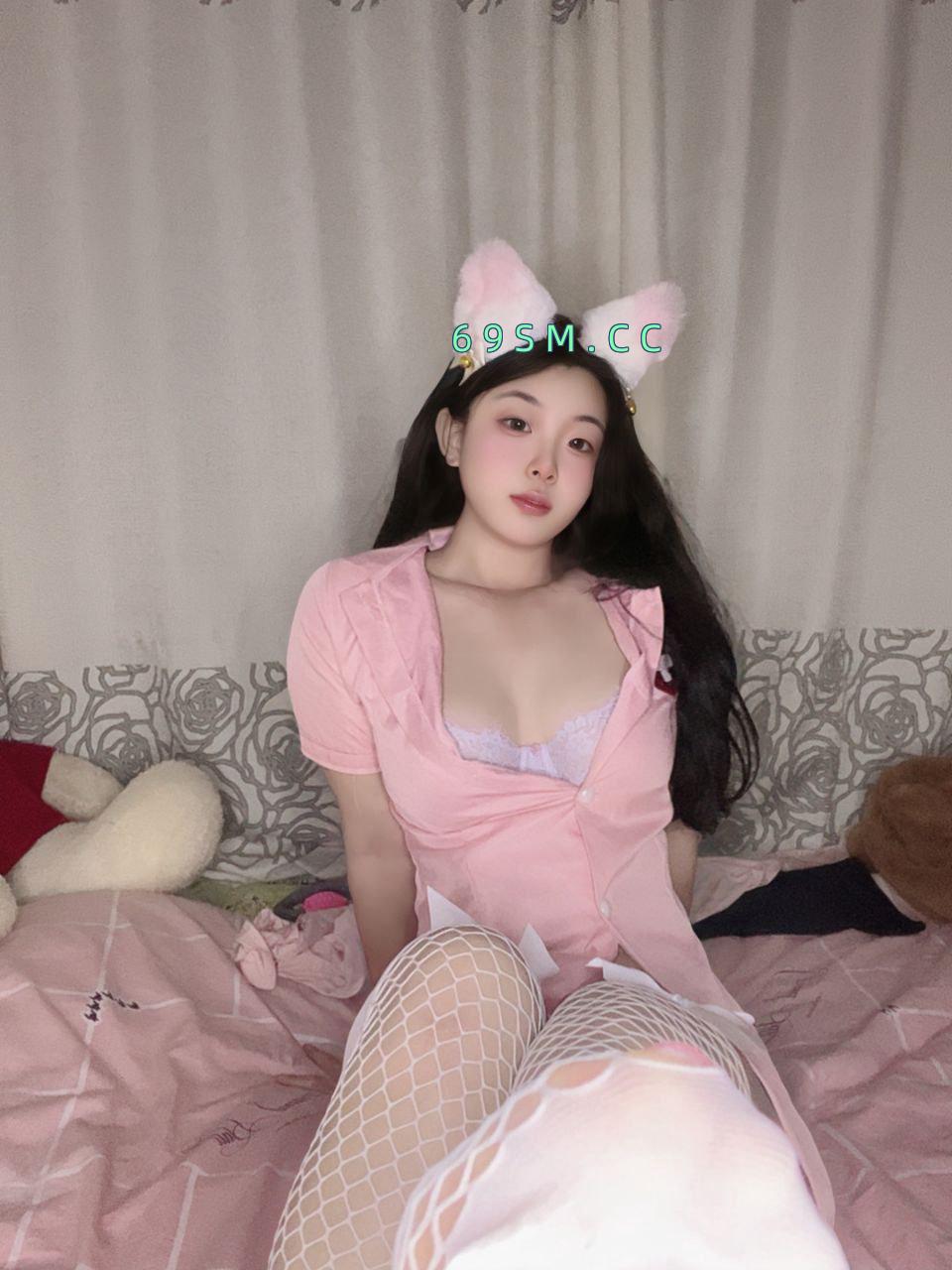 年轻貌美清纯女