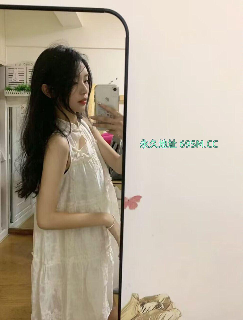 苗条御姐花儿