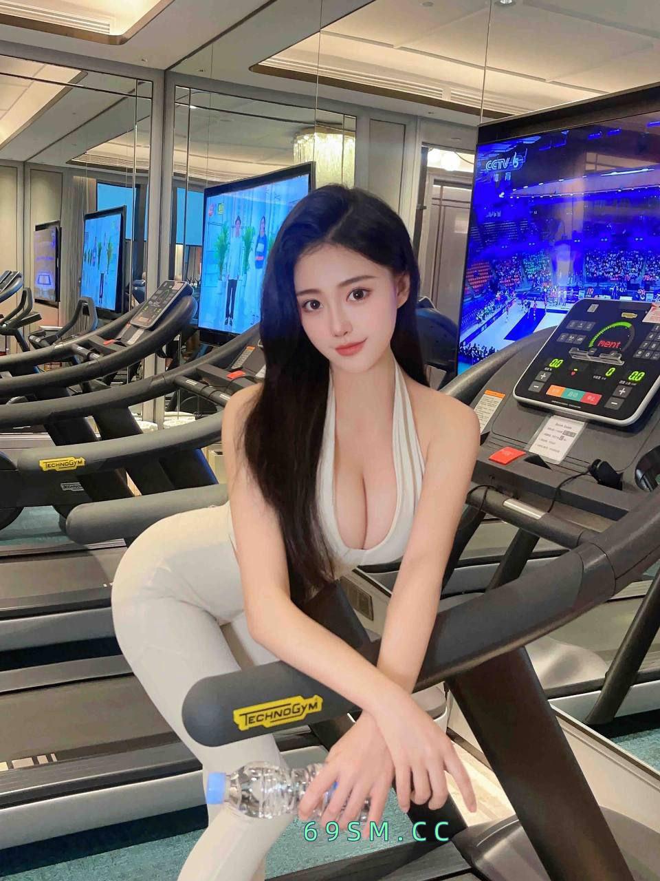 完美瑜伽妹儿