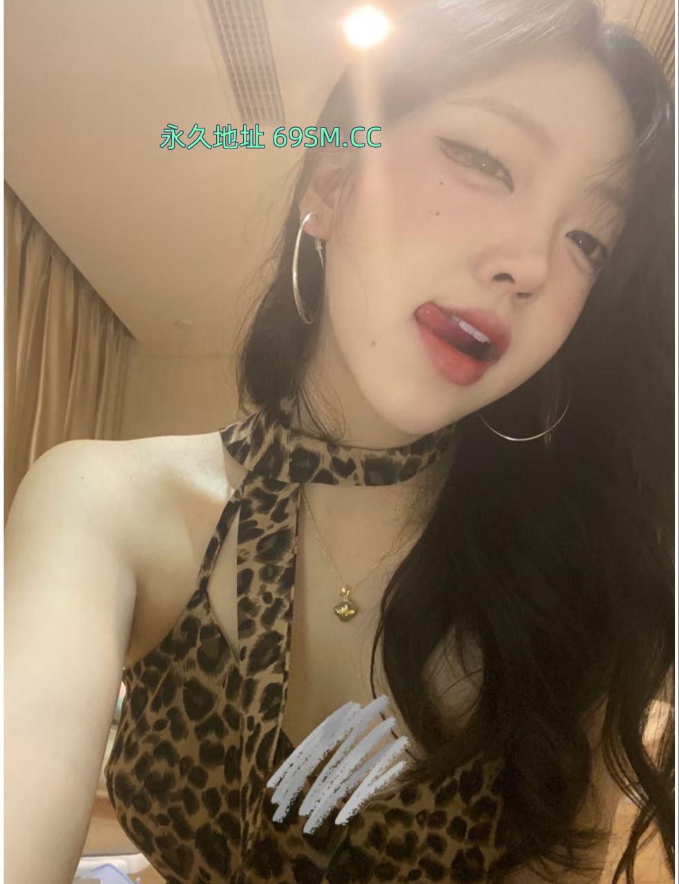 人美逼紧水多多