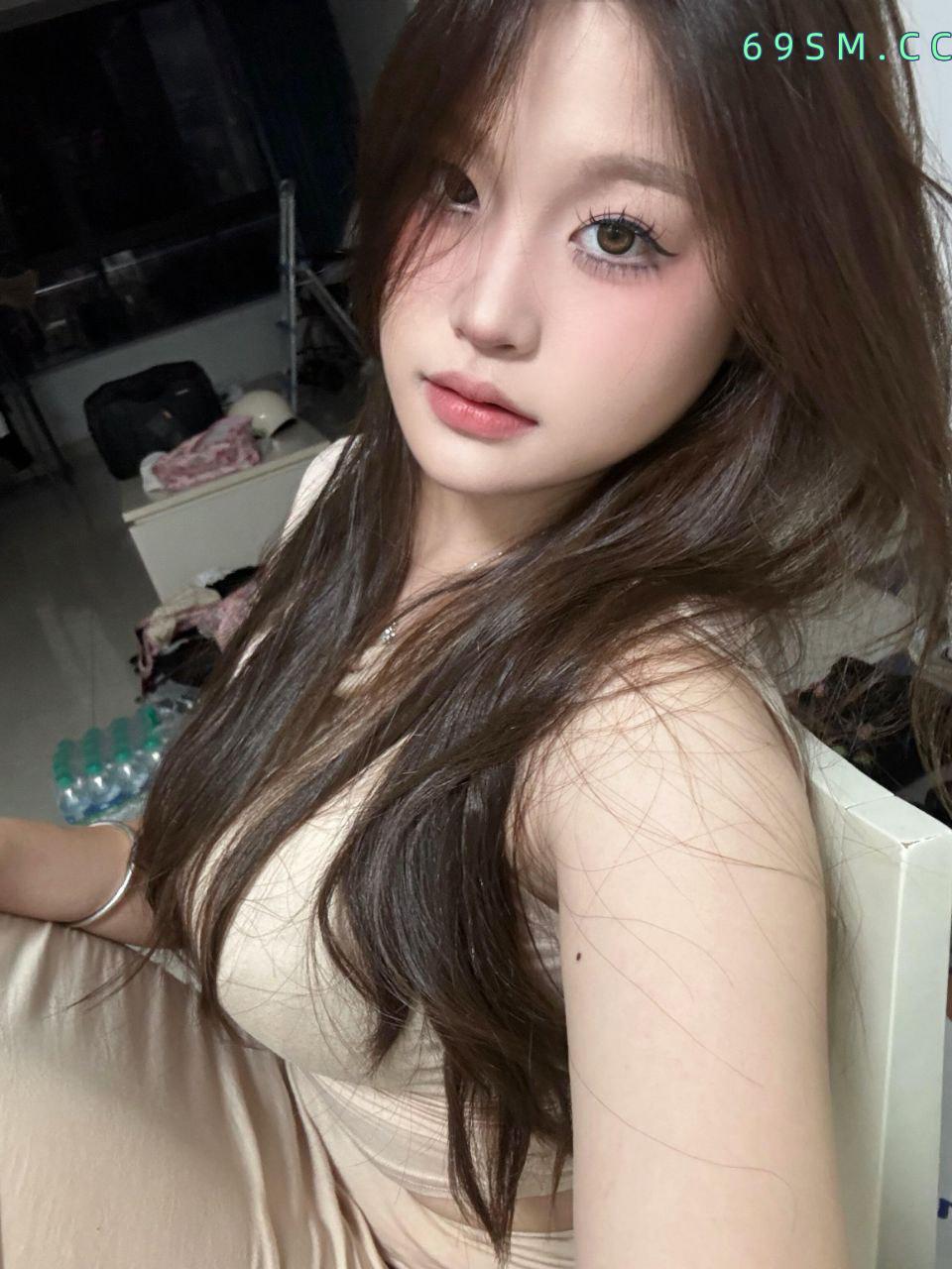 丰满挺拔奶子