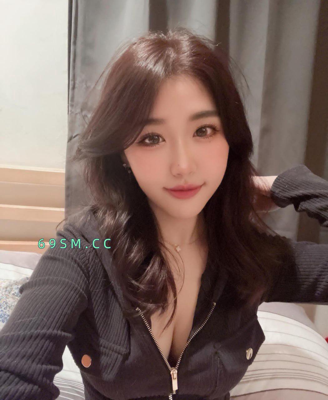 爱干净的大胸女