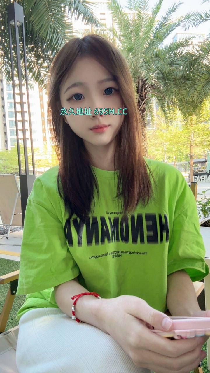 少女风情耐看长腿