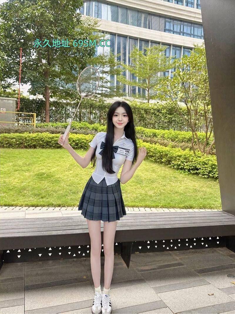 小逼满满当当的