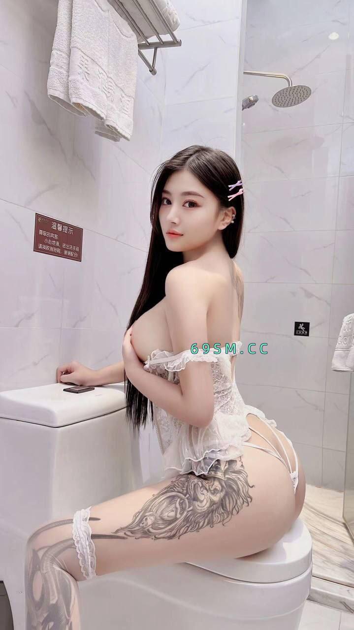 眼镜少妇靓靓