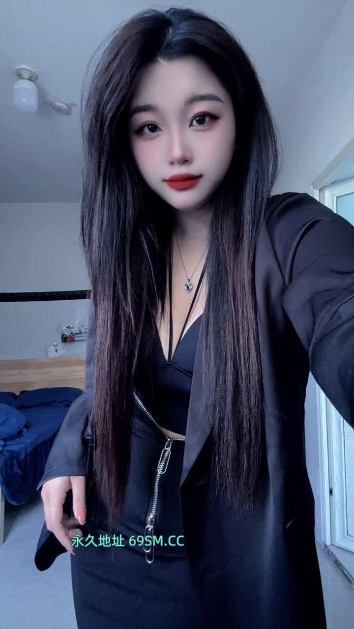 后入蕾丝小美人
