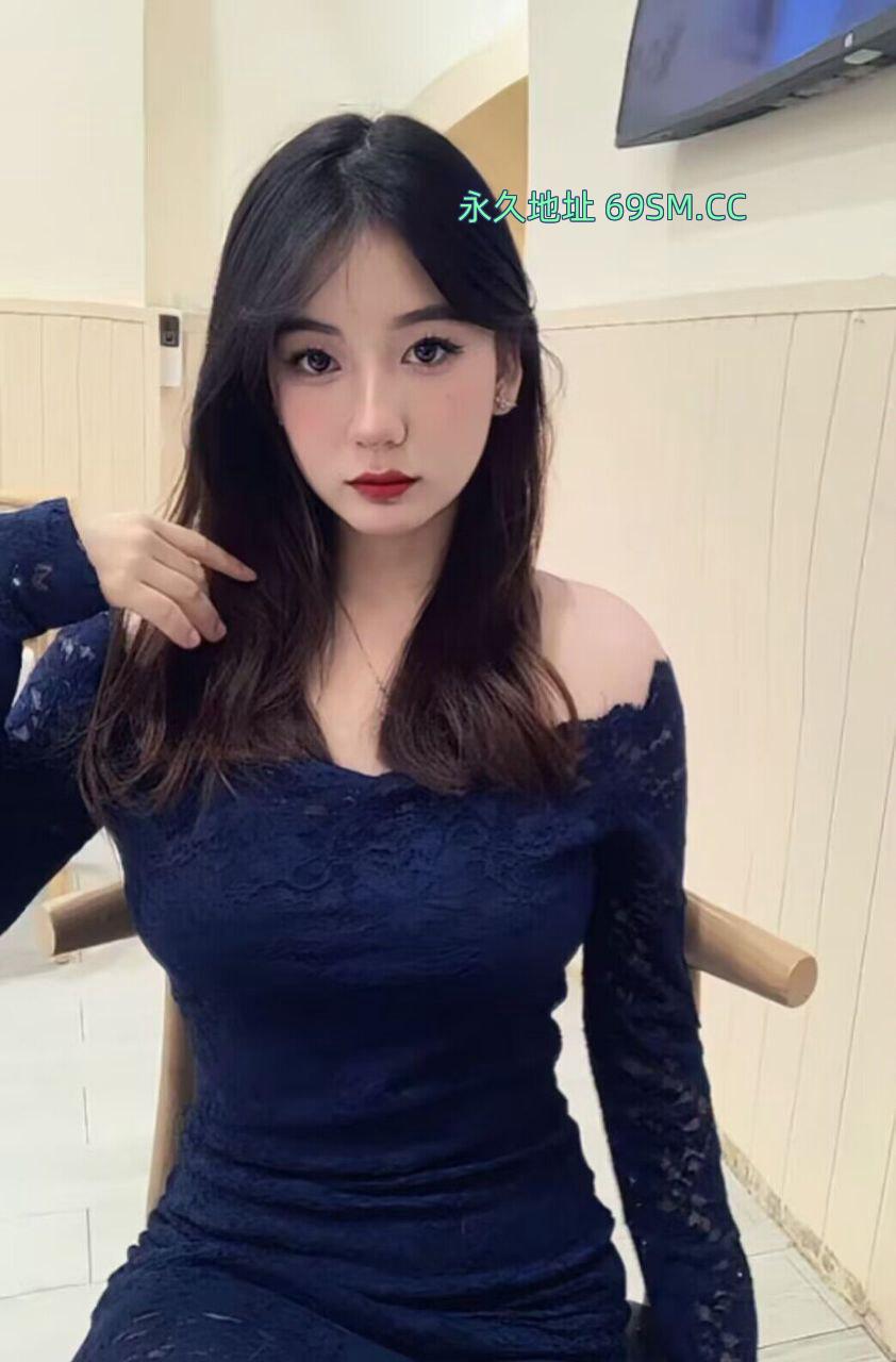 居家面付害羞小妹