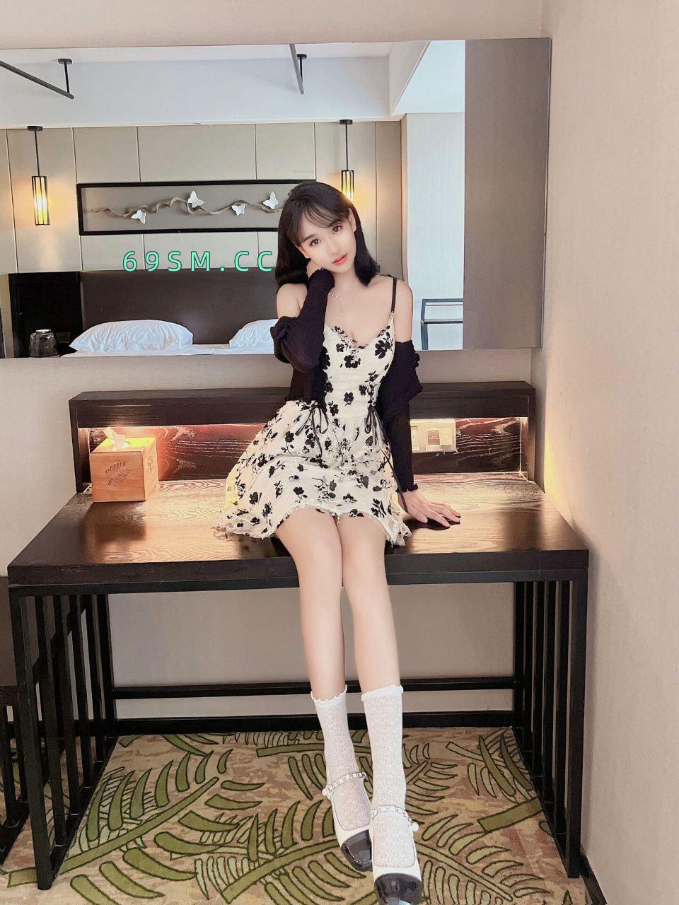甜美兼职小淑女