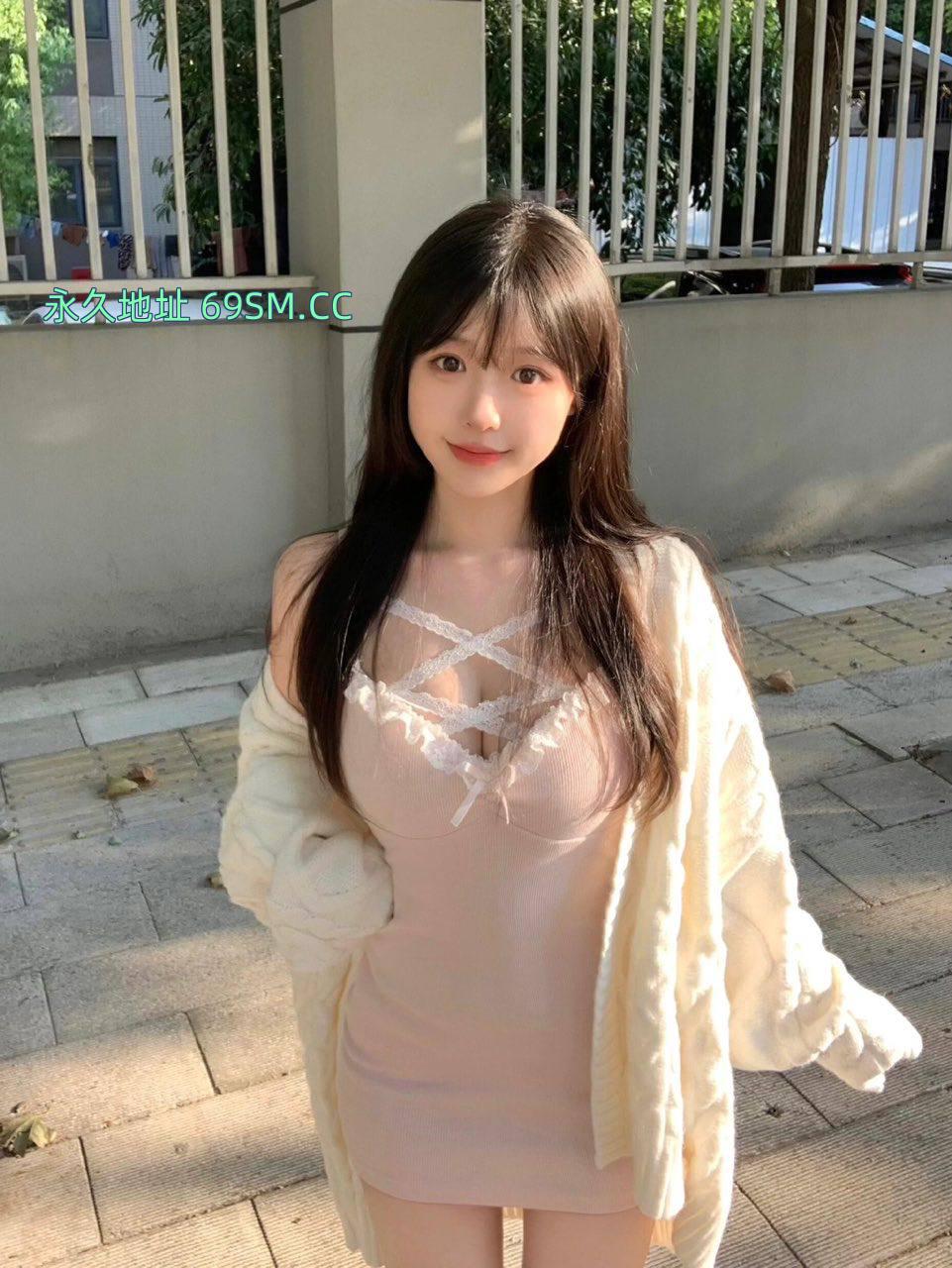凹凸小妹妹