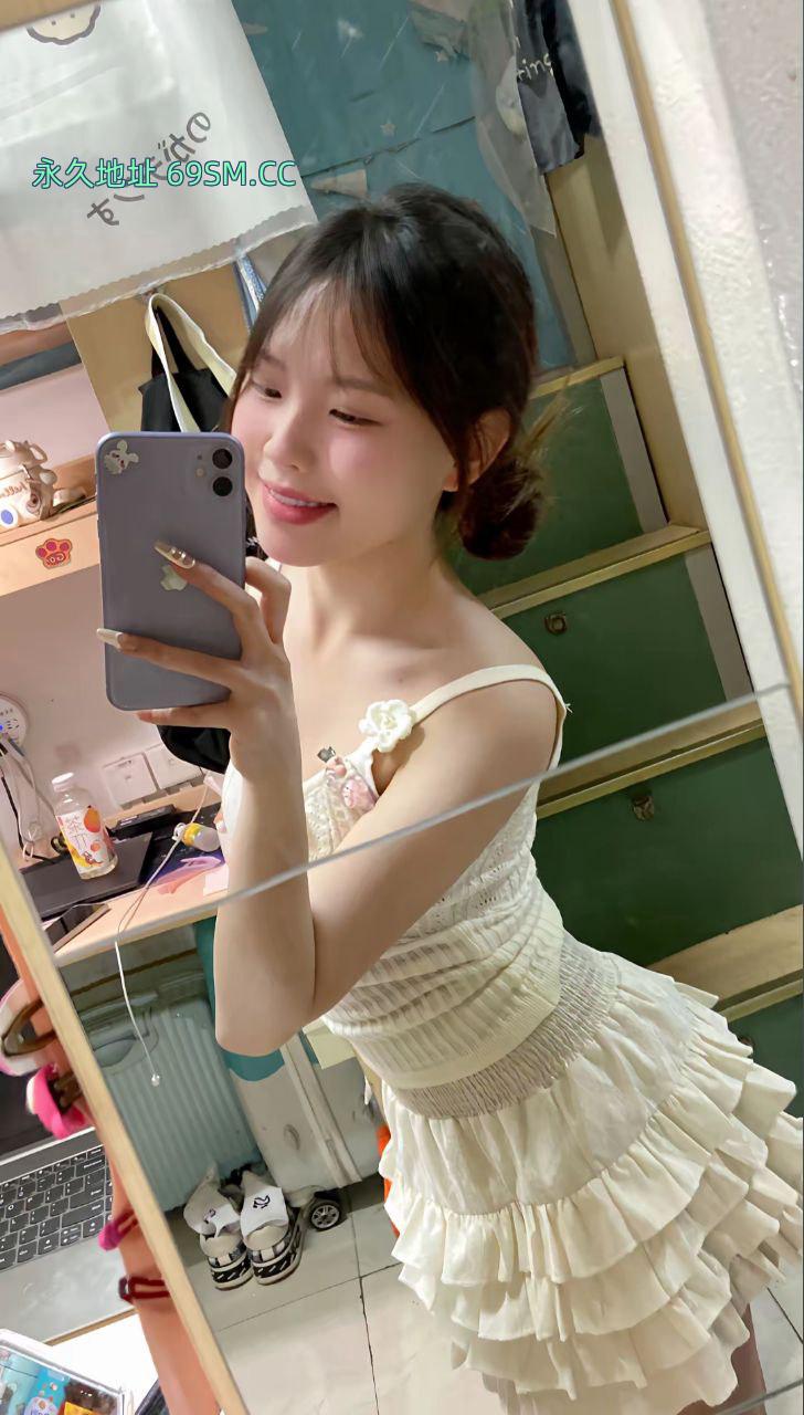 笑嘻嘻的姑娘